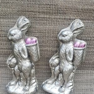 Metallic bunny
